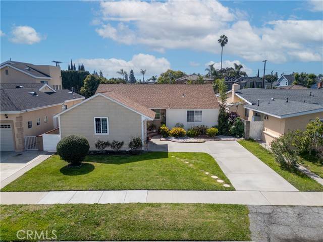 Downey, CA 90241,9402 Buell Street