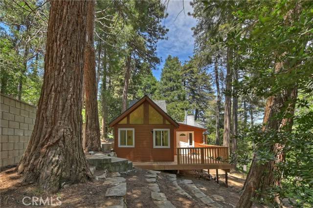 Crestline, CA 92325,996 Coulter Pine Road