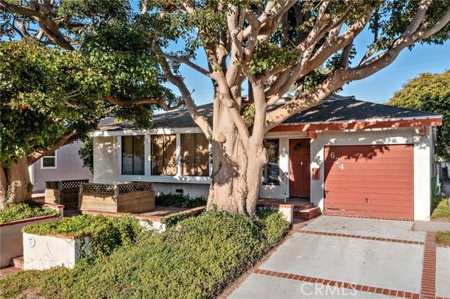 El Segundo, CA 90245,624 Bungalow Drive