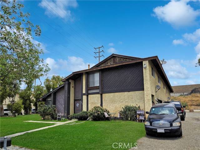 Ontario, CA 91761,1701 East Fairfield Court