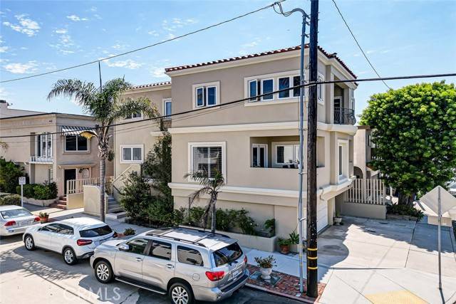 Manhattan Beach, CA 90266,120 Highland Avenue