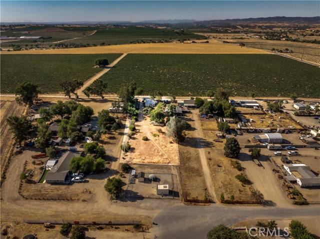 San Miguel, CA 93451,8707 Magdalena Drive