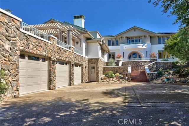 Escondido, CA 92026,9787 Crystal Ridge Drive