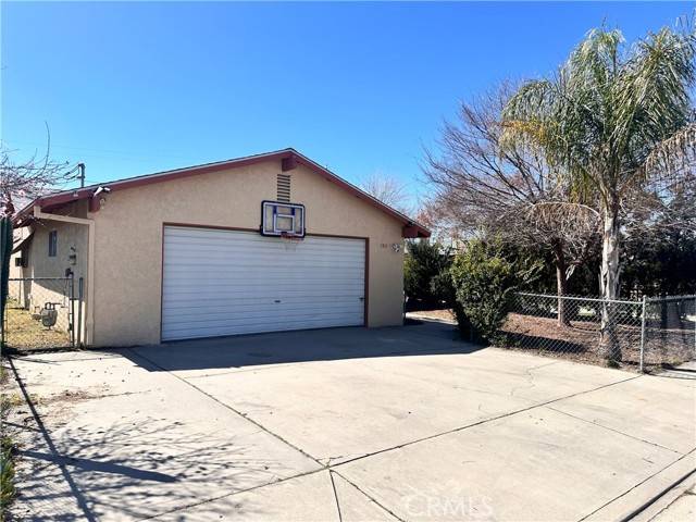 San Jacinto, CA 92583,582 East 2nd Street