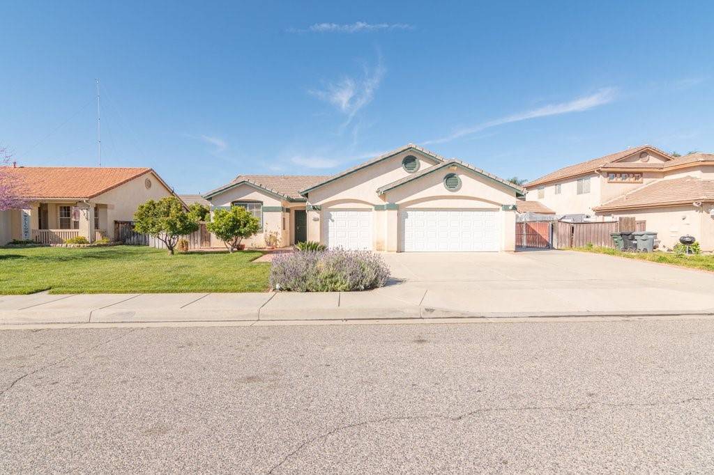 San Jacinto, CA 92583,2068 Saint Emilion Ln