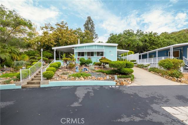 Fallbrook, CA 92028,4747 Oak Crest Road