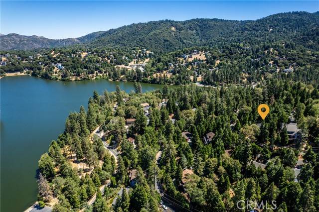 Crestline, CA 92325,747 Bergschrund Drive