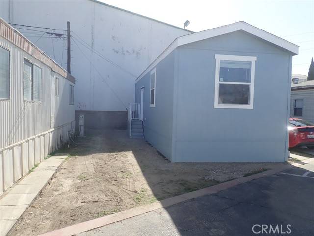 Bell Gardens, CA 90201,5678 Shull St