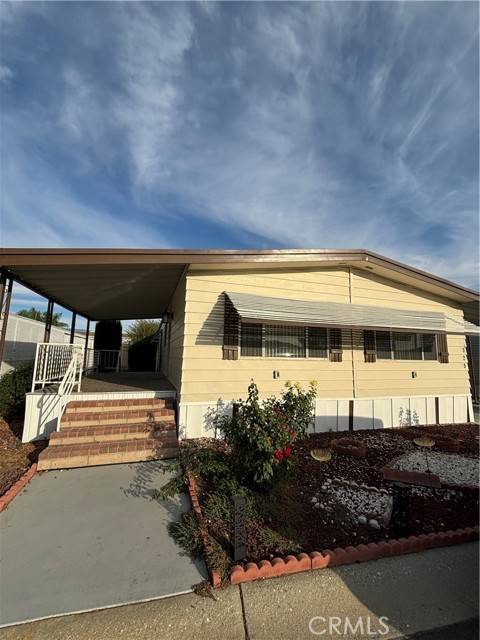 Hemet, CA 92545,5001 W Florida