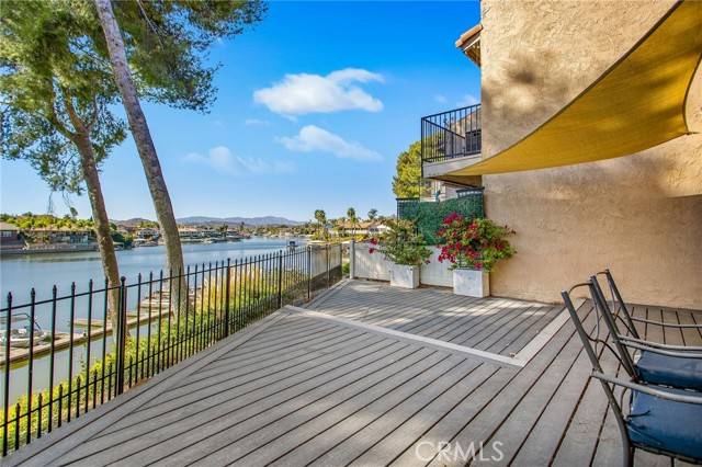 Canyon Lake, CA 92587,24319 Canyon Lake Drive