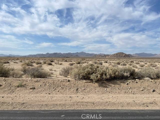 Lucerne Valley, CA 92356,0 North Side Road