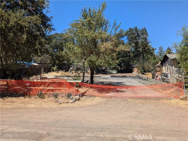 Clearlake, CA 95422,14872 Palmer Avenue