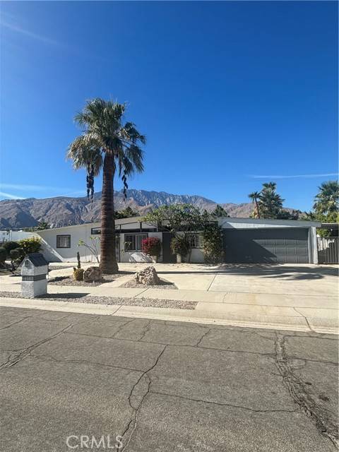 Palm Springs, CA 92262,2653 North Kitty Hawk Drive