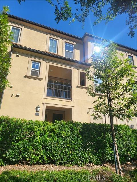 Irvine, CA 92618,216 Capricorn