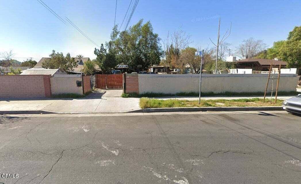 Pacoima, CA 91331,11533 Dronfield Avenue