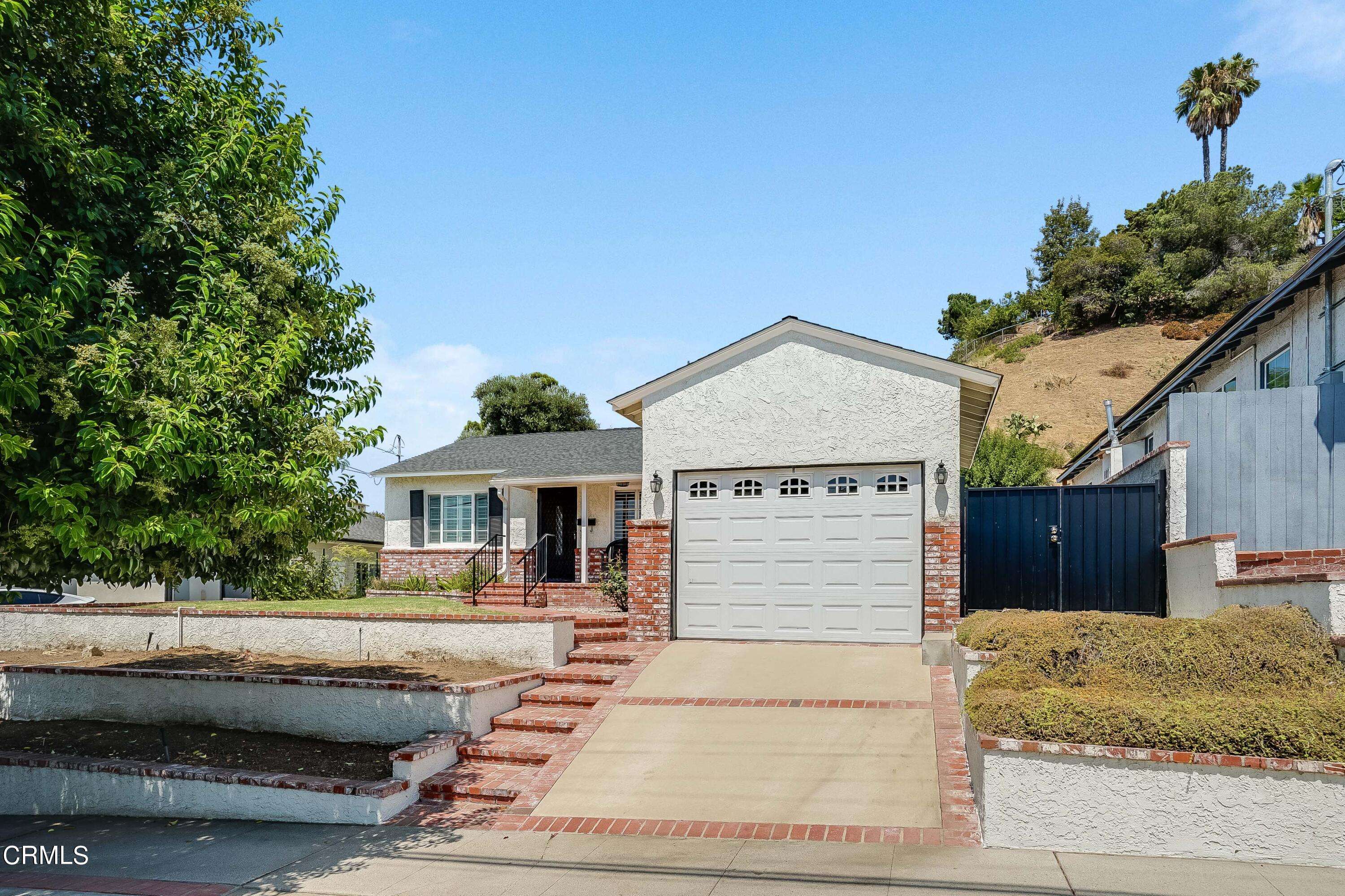 Sun Valley, CA 91352,10325 Roscoe Boulevard