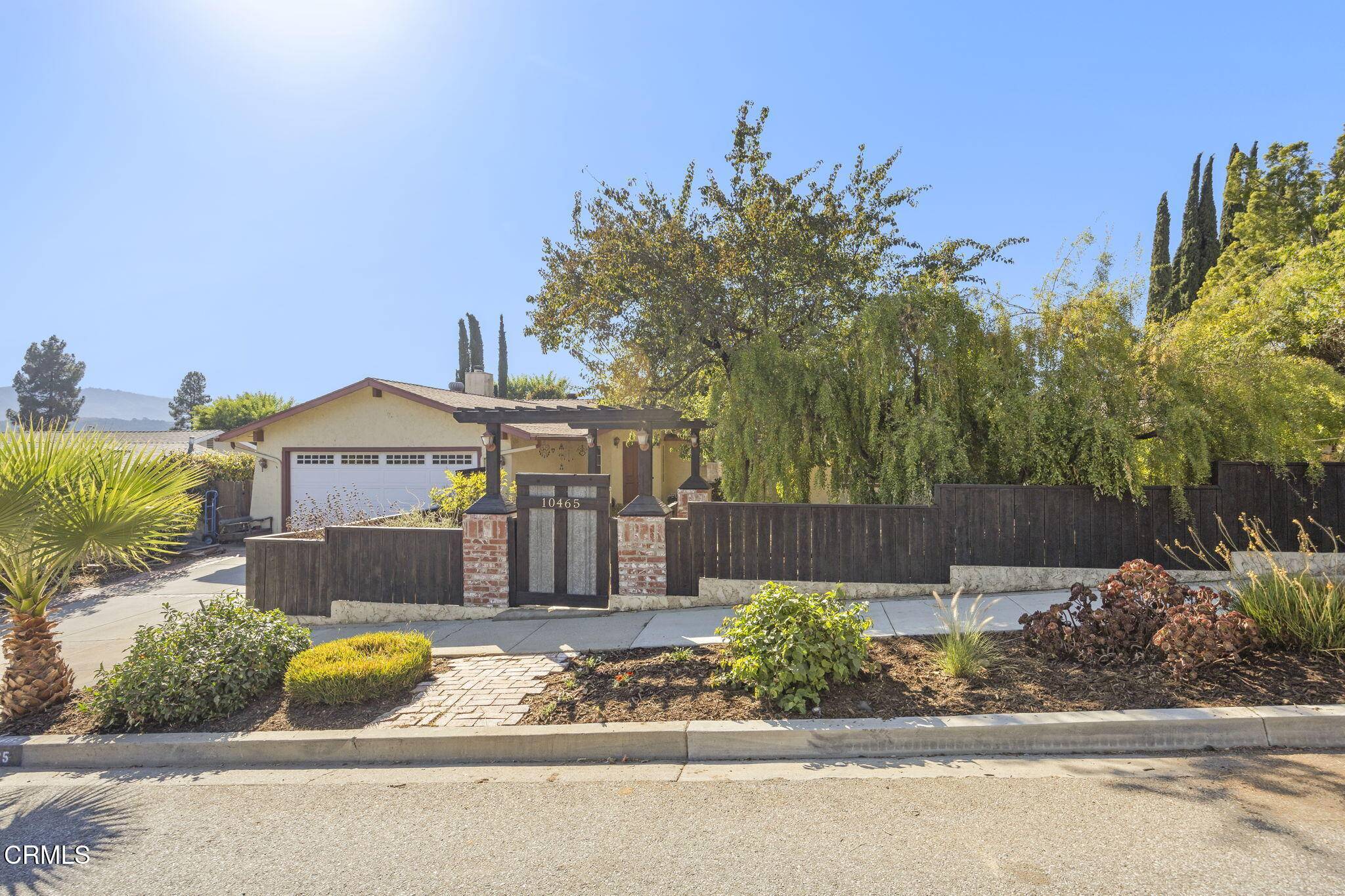 Oak View, CA 93022,10465 North Karen Avenue