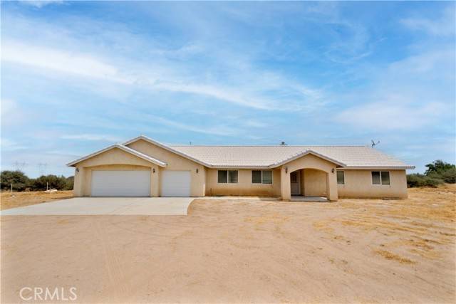 Phelan, CA 92371,7694 Joshua Street