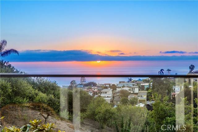 Laguna Beach, CA 92651,1041 Santa Ana Street