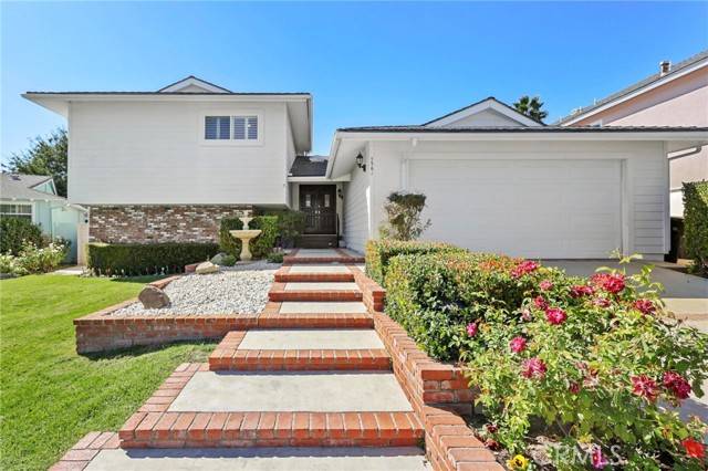 Agoura Hills, CA 91301,5561 Rainbow Crest Drive