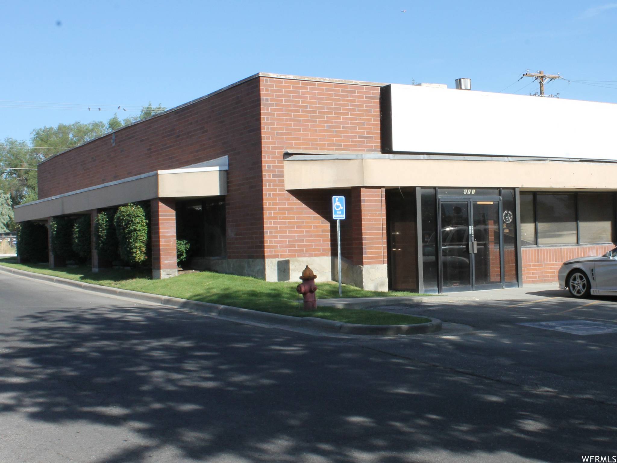 Murray, UT 84123,671 W 5300 S