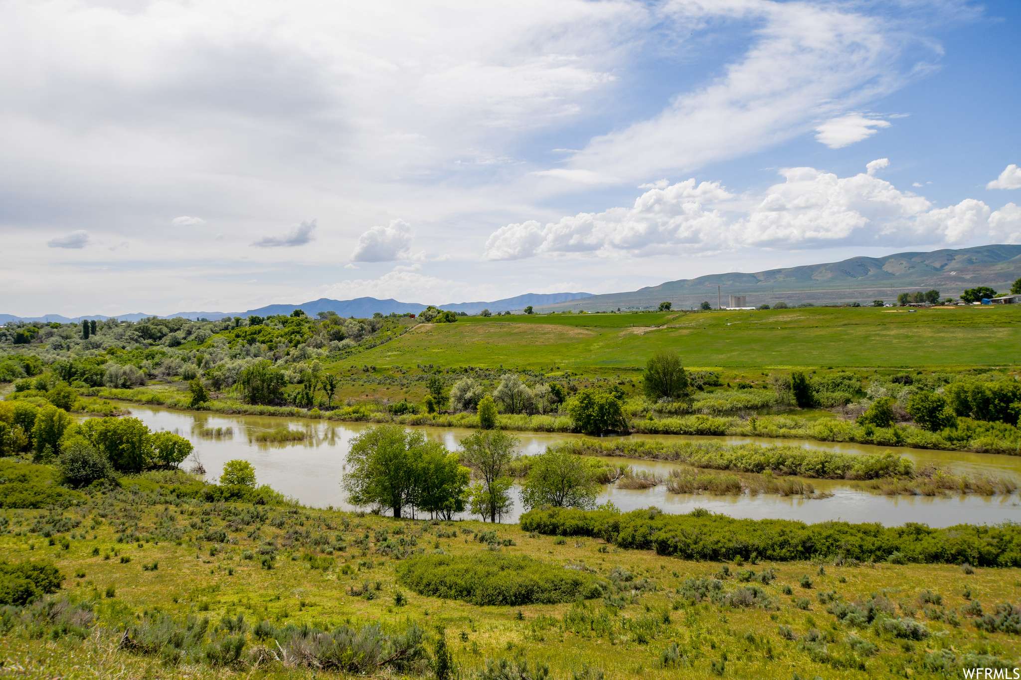 Deweyville, UT 84309