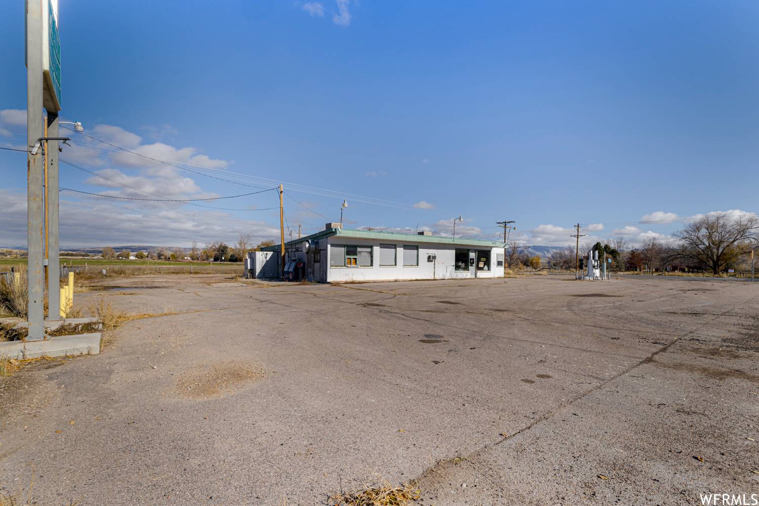 Jensen, UT 84035,9475 E 6000 S