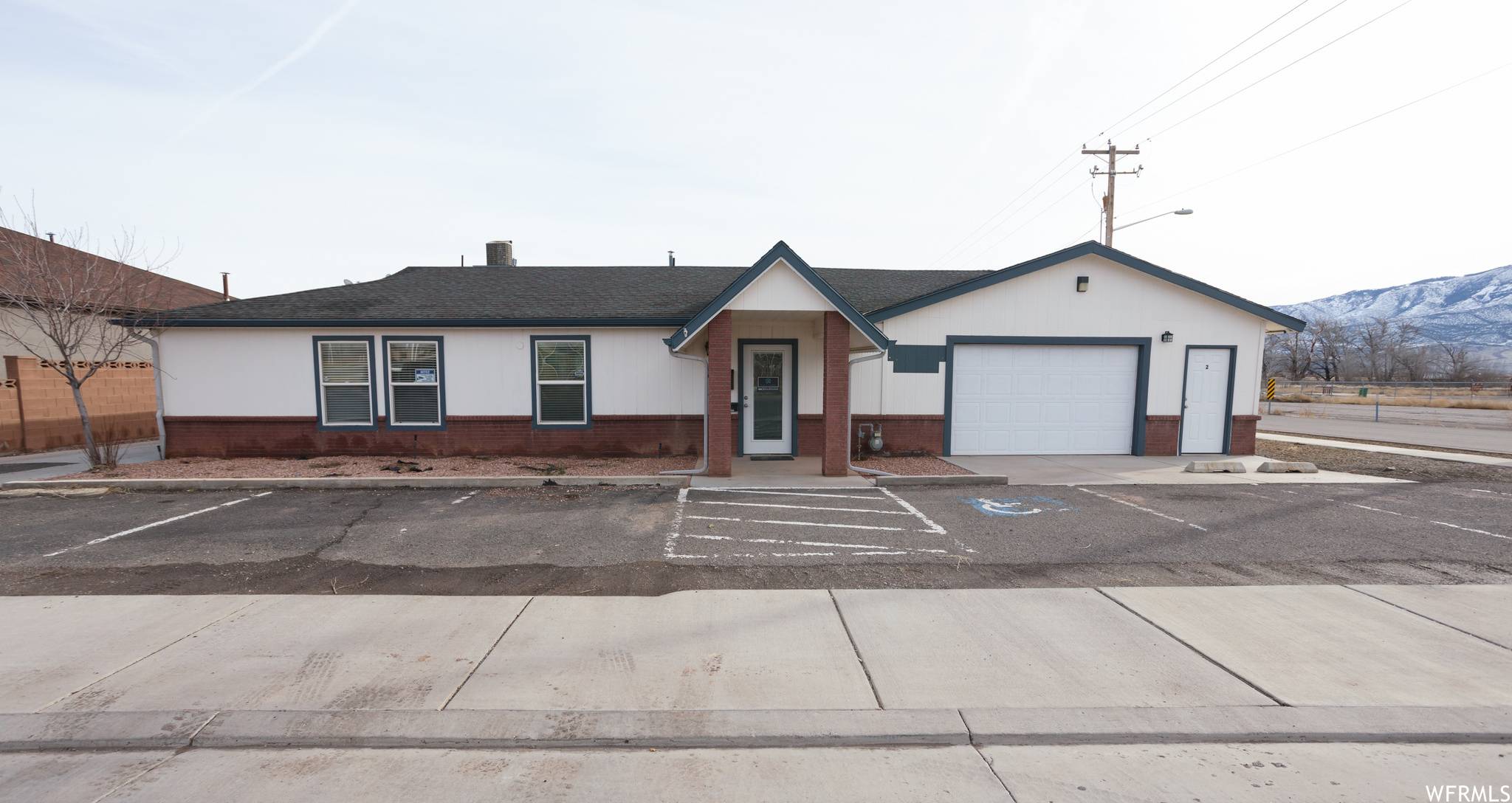 Richfield, UT 84701,991 S 100 E