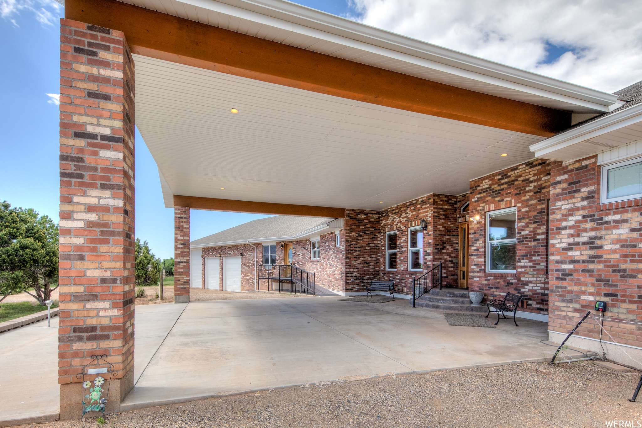 Monticello, UT 84535,422 S CREEK RD