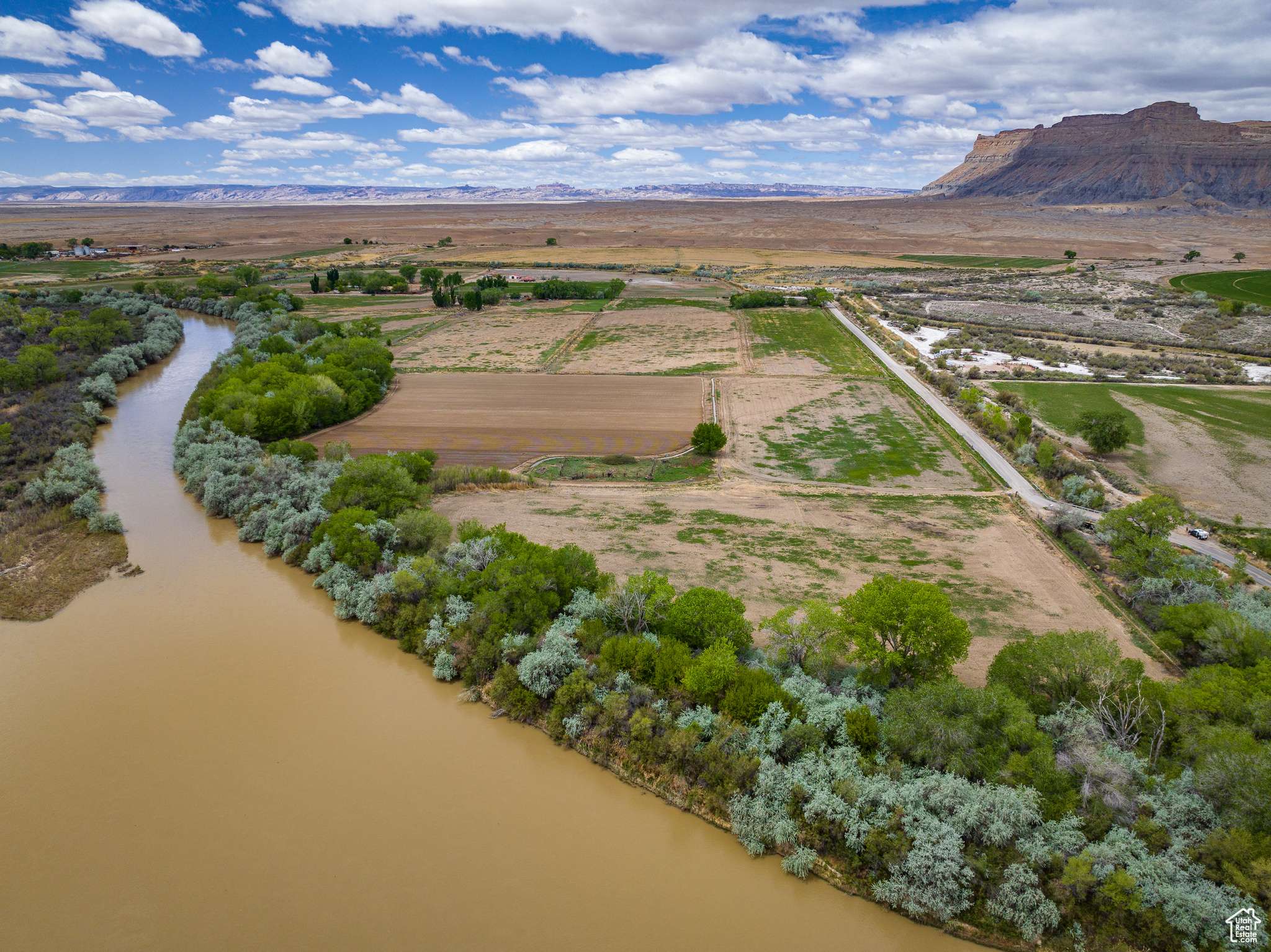 Green River, UT 84525,LONG ST