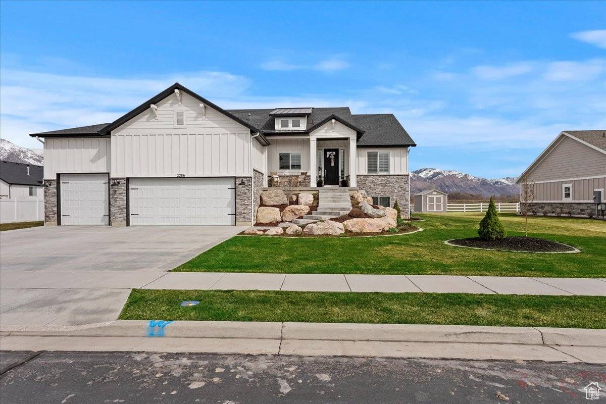 Farr West, UT 84404,2286 N 2400 W