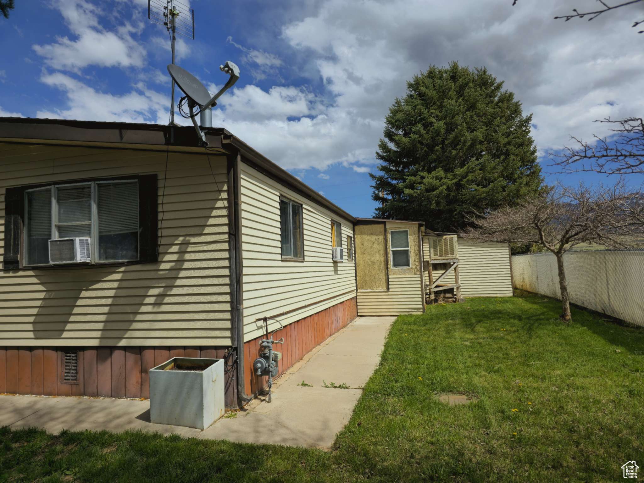 Meadow, UT 84644,209 S MAIN E