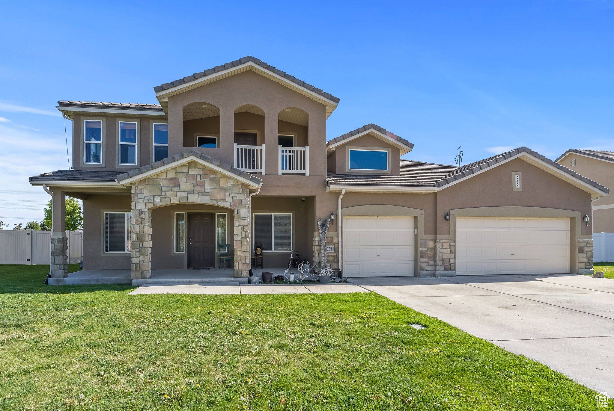 Lehi, UT 84043,2051 W 400 S