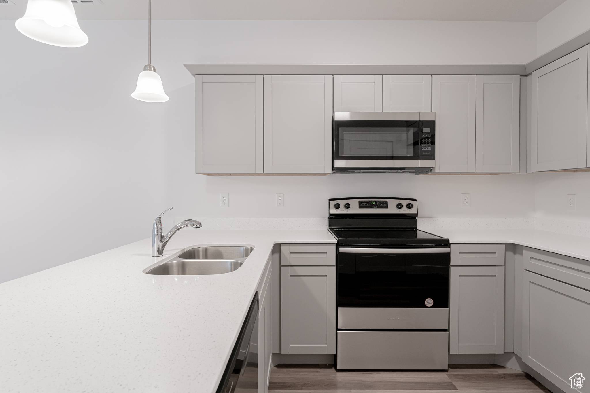Saratoga Springs, UT 84045,753 N FAVREAU LN #U203