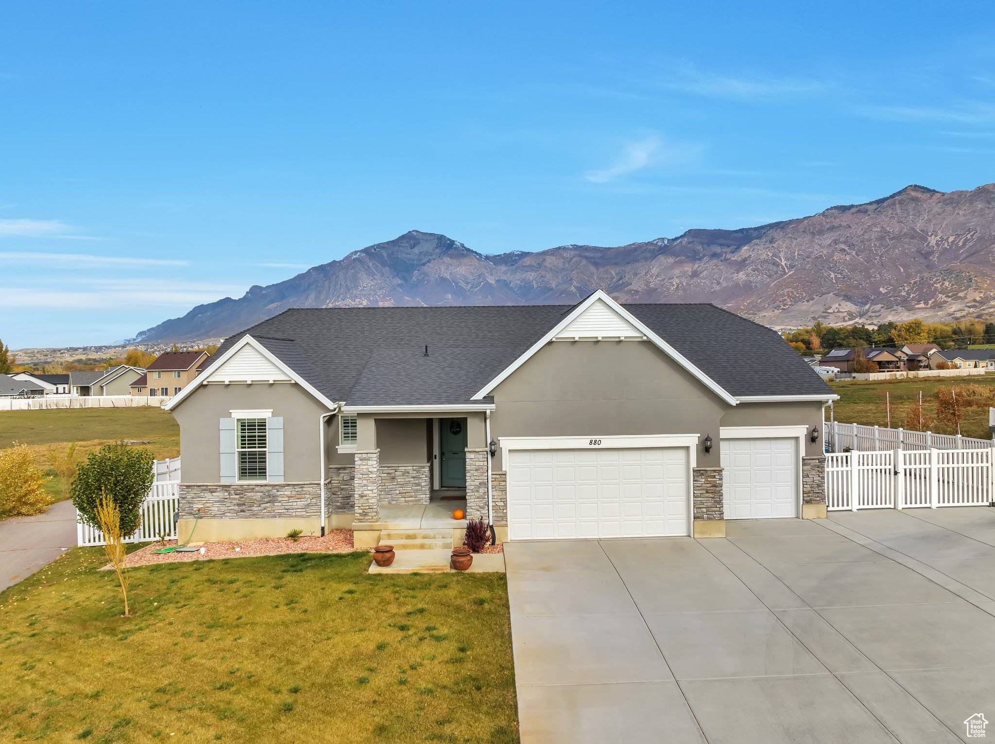 North Ogden, UT 84414,880 E 1900 N