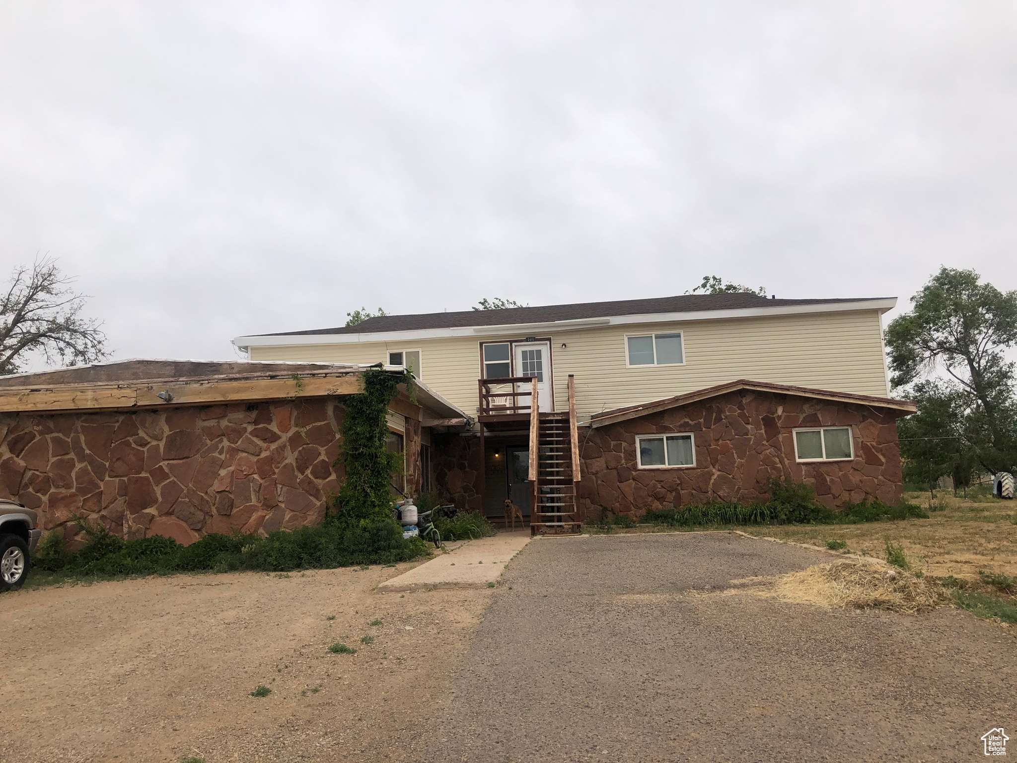 Blanding, UT 84511,464 N 200 W