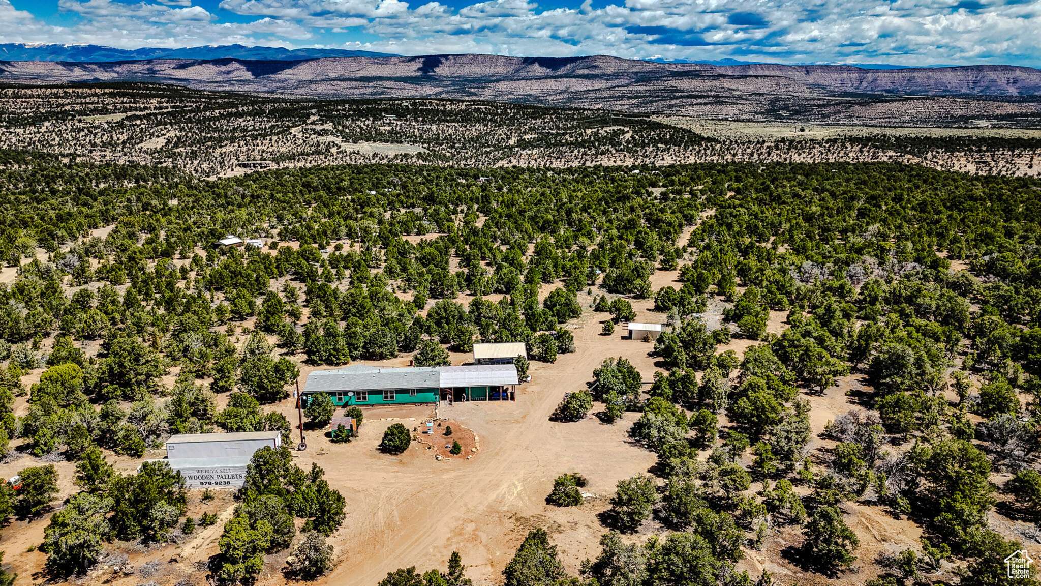 Duchesne, UT 84021,33432 W 8000 S