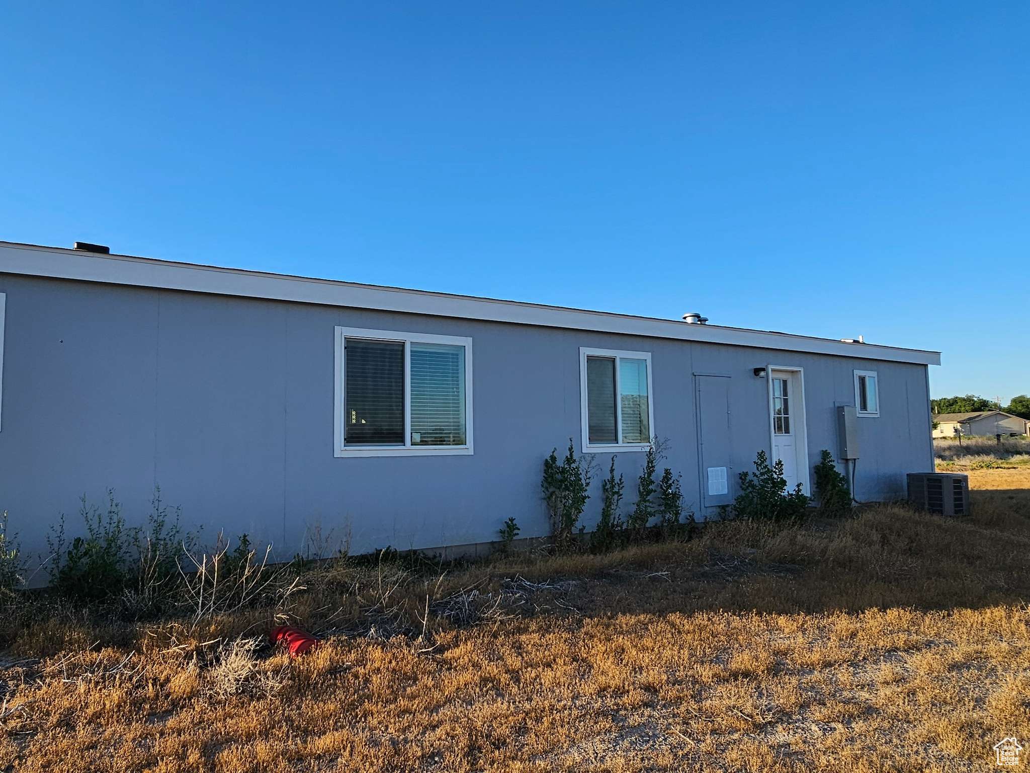 Hinckley, UT 84635,47 S 350 W