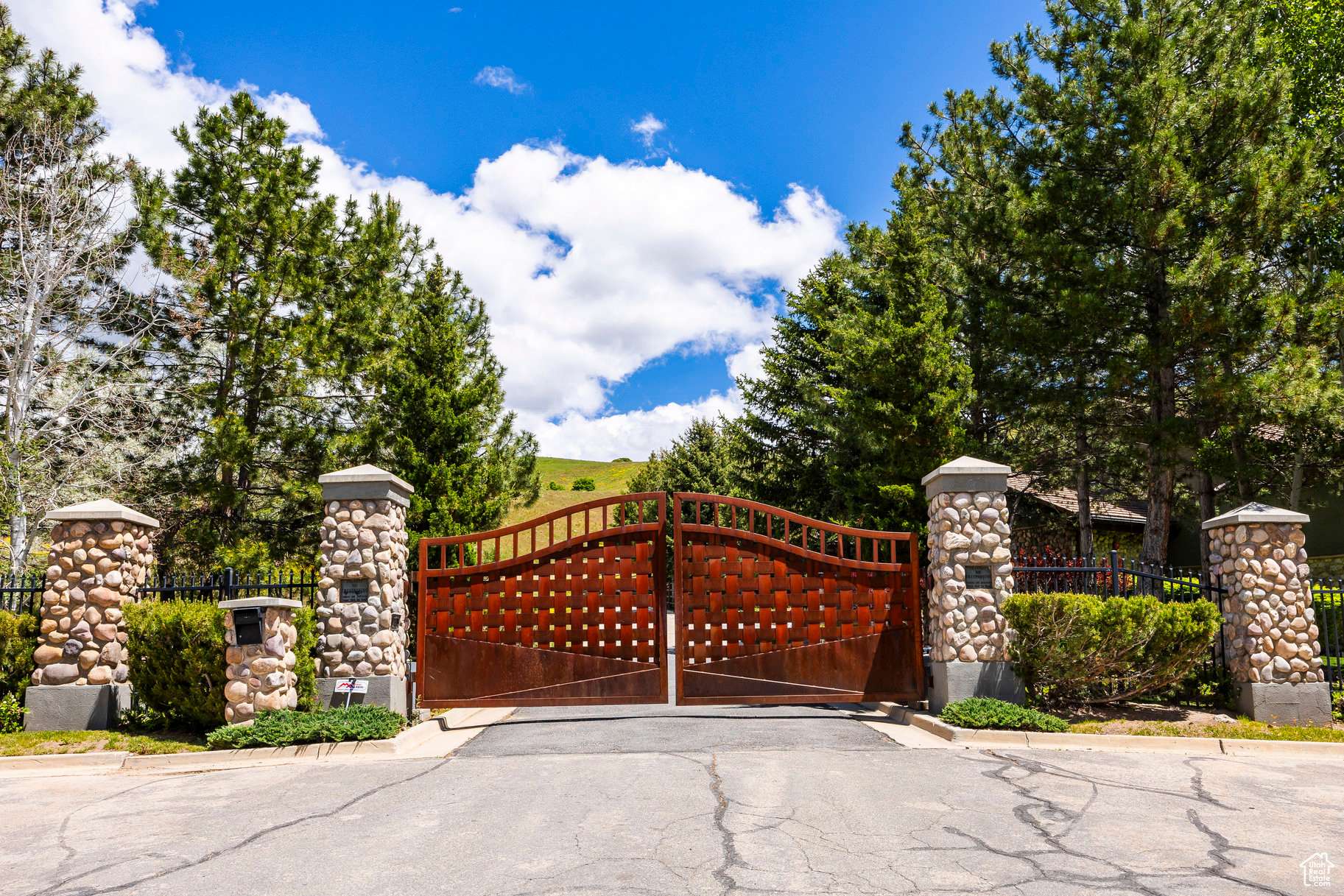 Salt Lake City, UT 84103,936 E NORTHVALE WAY #3