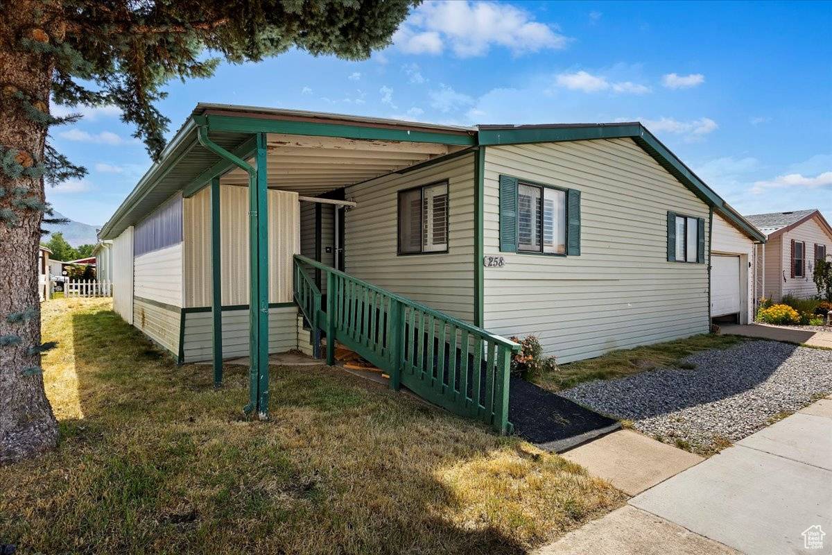 Farr West, UT 84404,1111 N 2000 #258 W