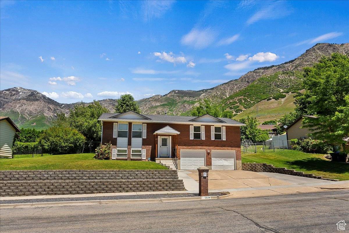 North Ogden, UT 84414,1328 E 3075 N