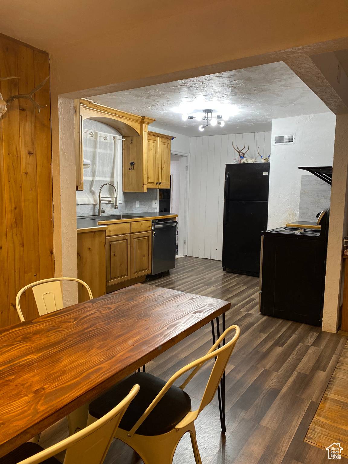 Neola, UT 84053,1736 W 9000 N