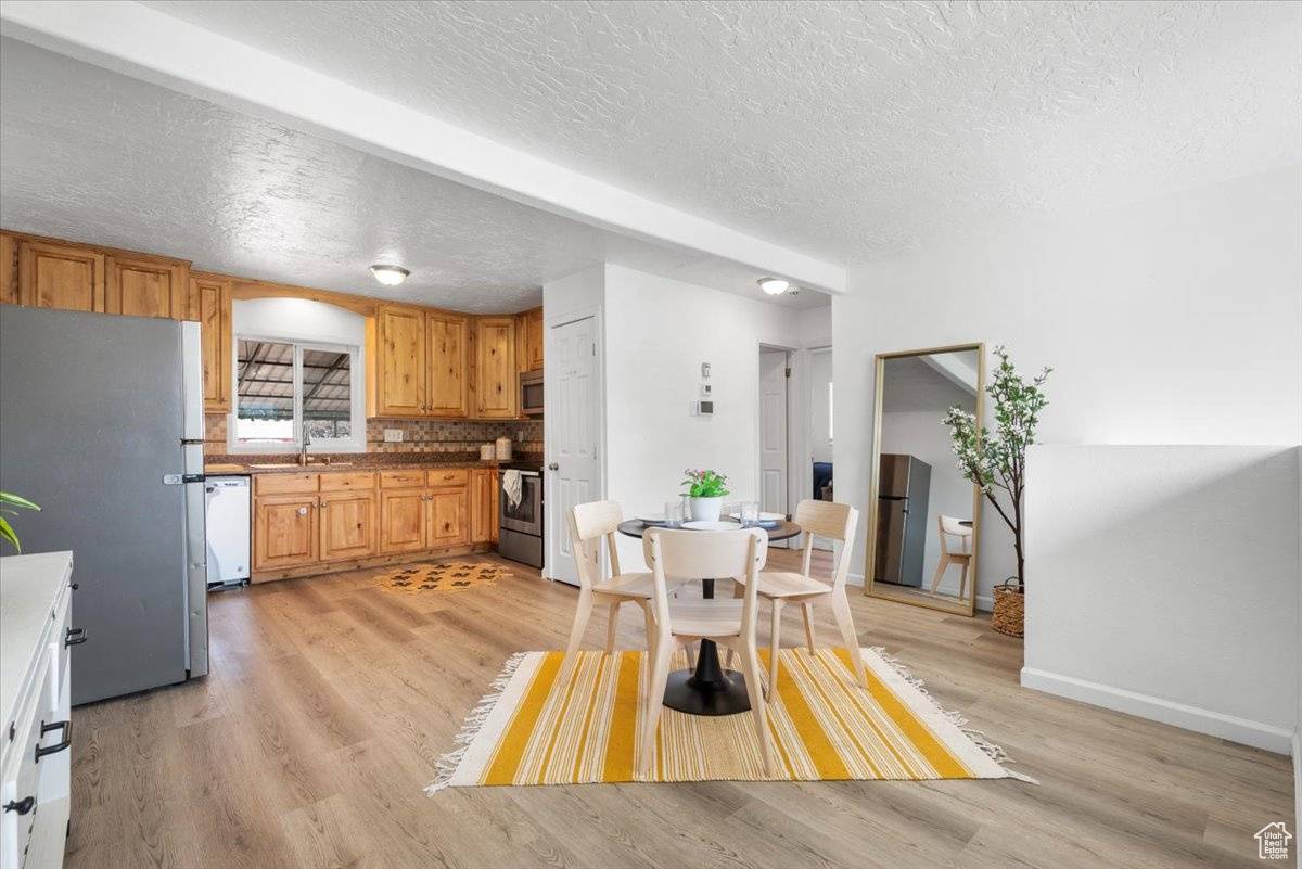 Washington Terrace, UT 84405,4371 S 200 W