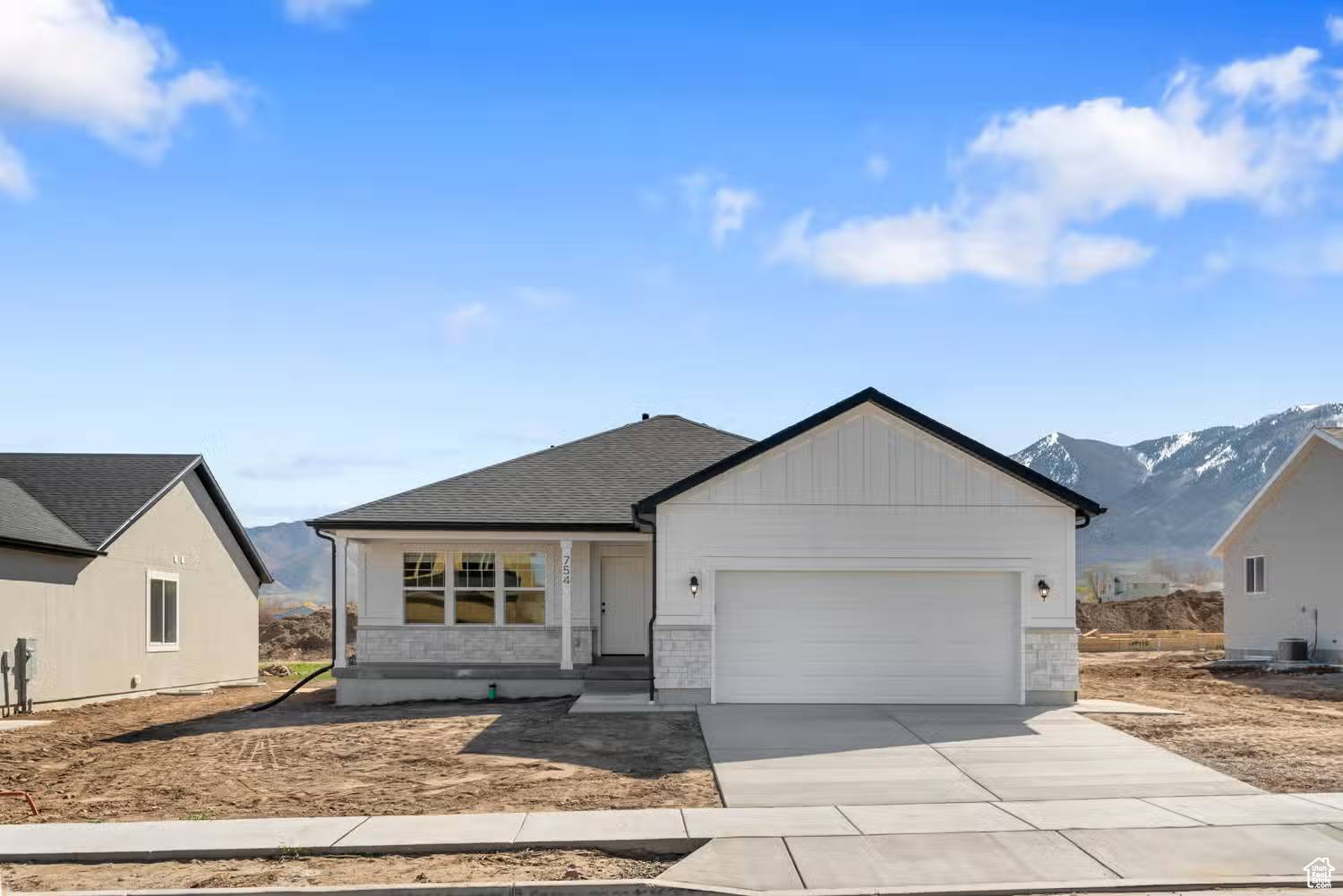 Tremonton, UT 84337,842 N 930 W #50