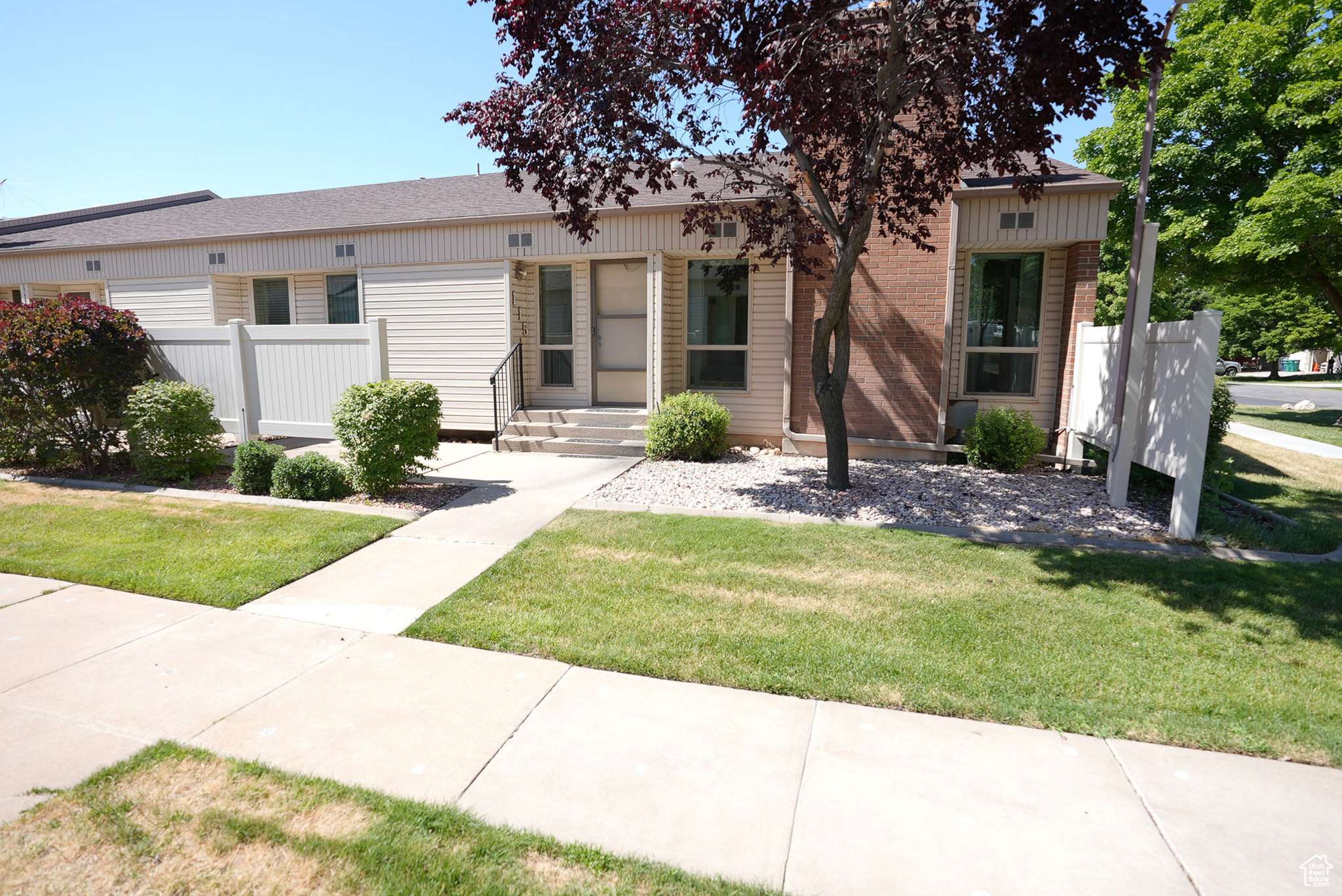 Roy, UT 84067,4539 S 1800 W #115