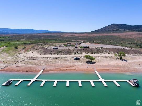 Levan, UT 84639,9420 W LAKESIDE CIR S #21