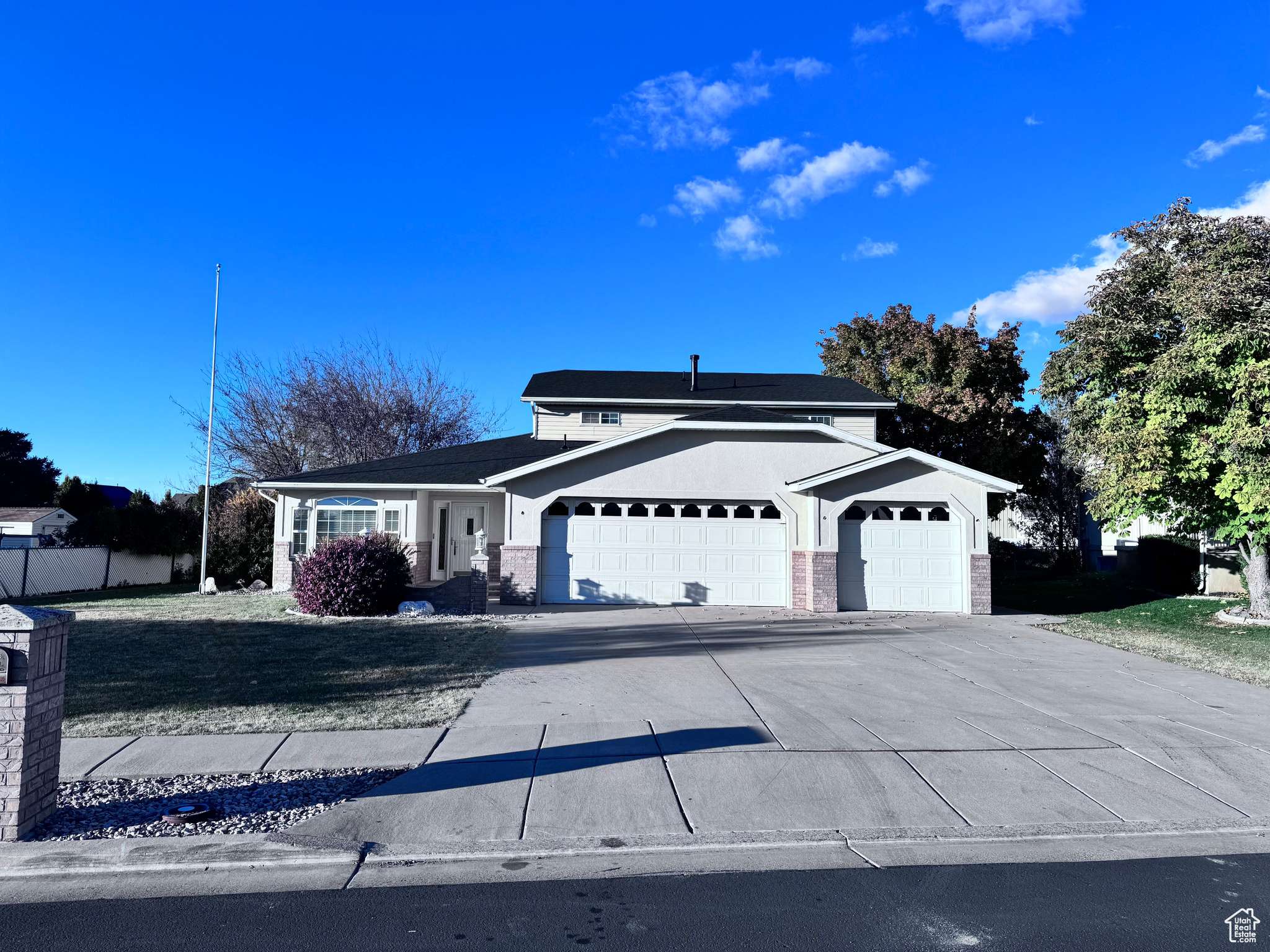 Farr West, UT 84404,2498 W 2000 N