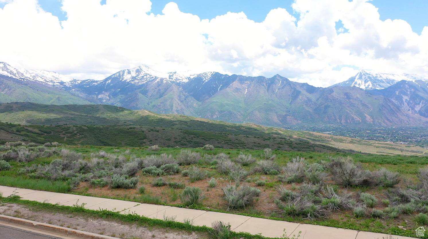 Draper, UT 84020,15183 S EAGLE DR #141