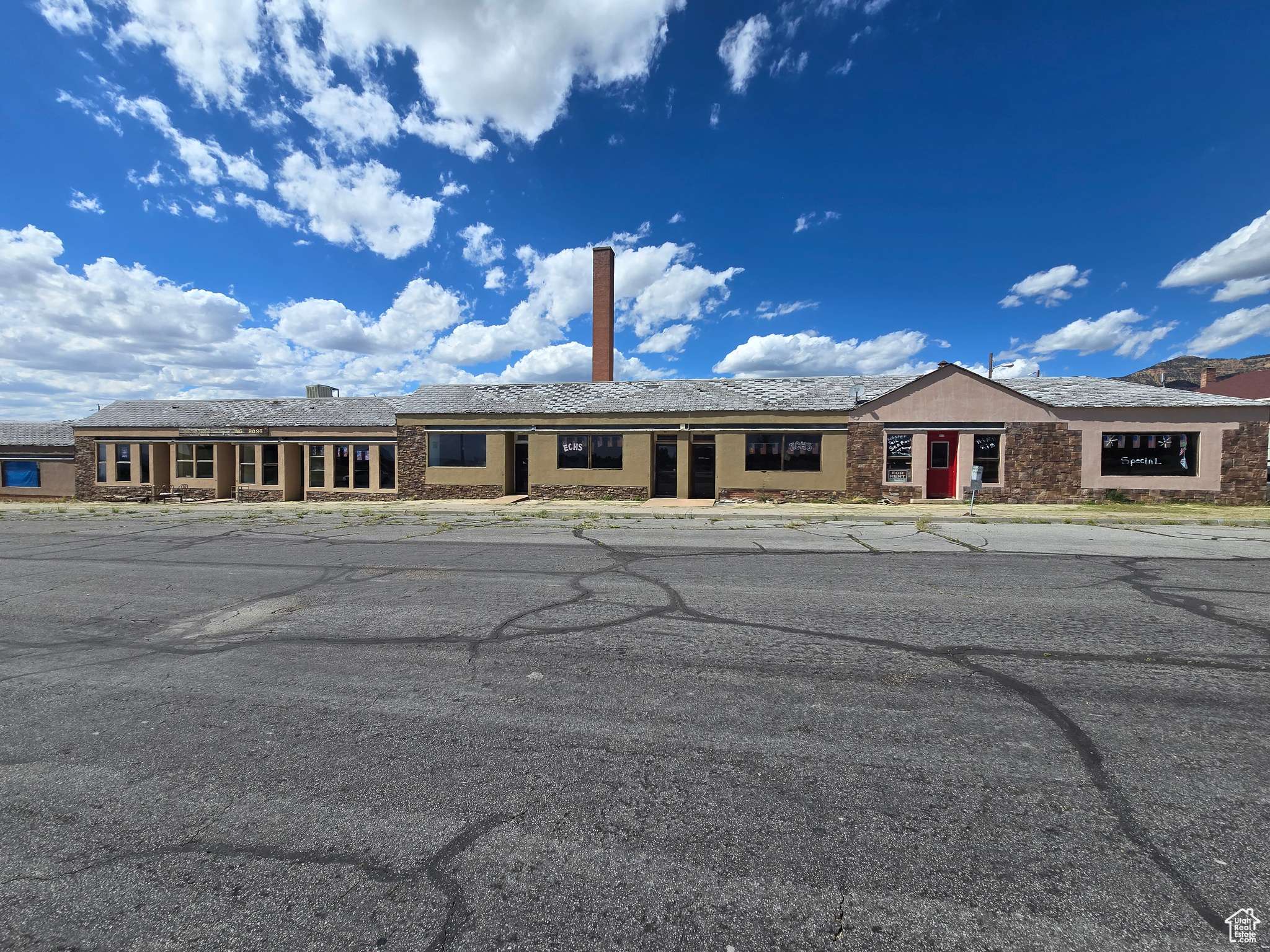 East Carbon, UT 84520,109 E GENEVA ST