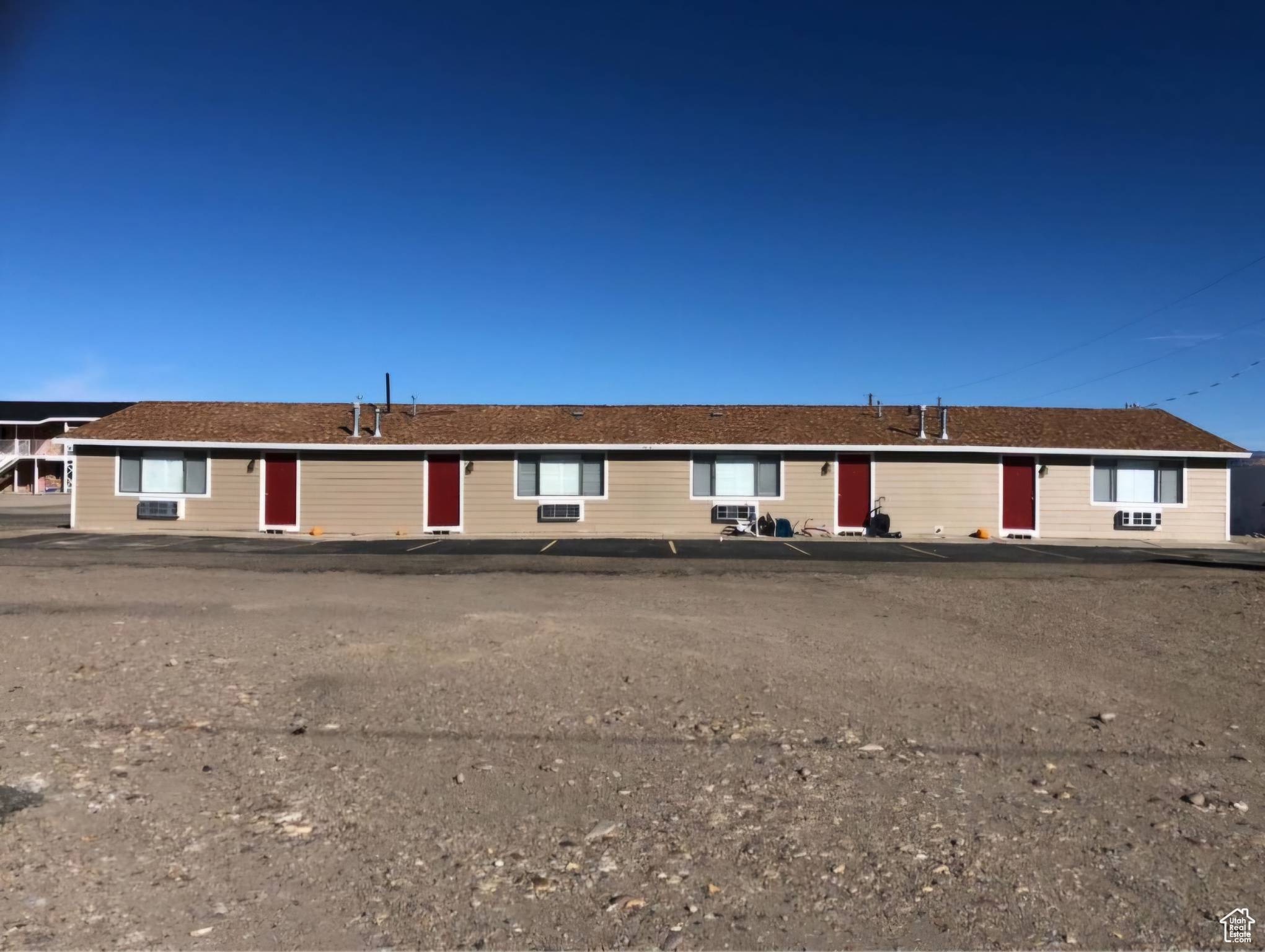 Green River, UT 84525,570 W MAIN ST